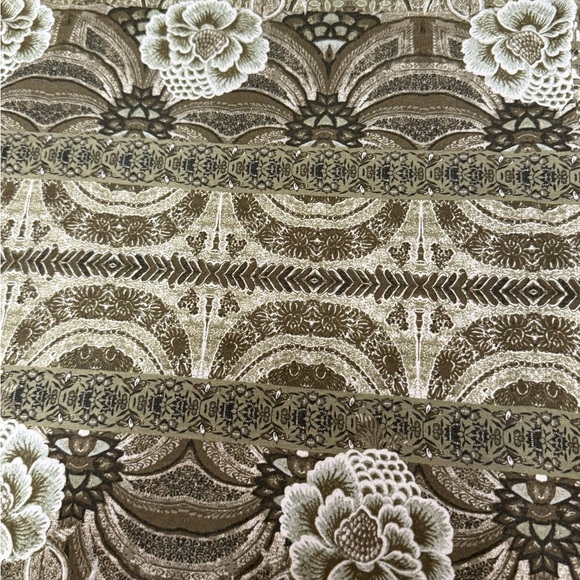 Guess Off Shoulder Dress KeyHole Front Short Sleeve Floral Olive Green Large - Picture 9 of 10